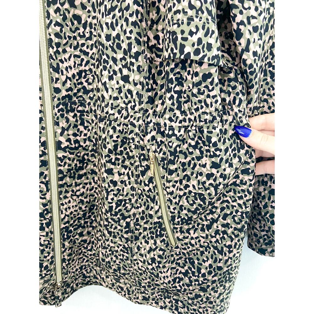 Chico's Zenergy Printed Anorak Jacket sz 12 Camo Animal Print Neema UPF - Picture 6 of 7